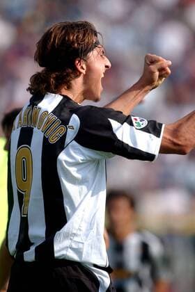 Zlatan Ibrahimovic (Juventus) - Torjubel Fußball Herren Serie A 2004 2005, 1. Italienische Liga, Juventus Turin, Juve Einzelbild Brescia Freude,