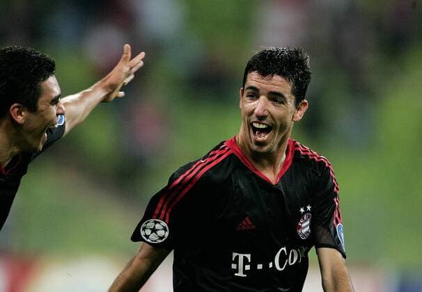 Roy Makaay (re.) und Lucio (beide Bayern) - Torjubel Fußball EC 1 Herren Champions League 2004 2005, FC Bayern München, Gruppe München Freude, Begeisterung,