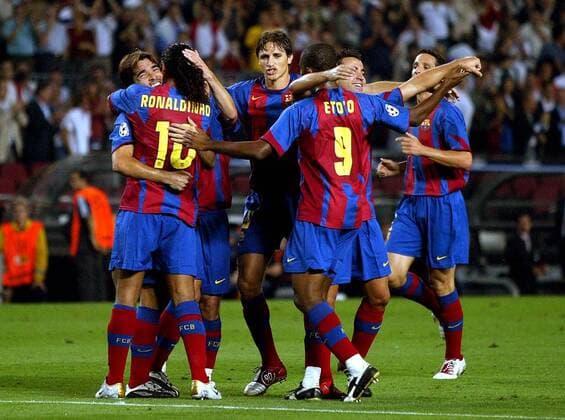 Torjubel FC Barcelona, v.li.: Deco, Ronaldinho, Edmilson, Samuel Eto o und Xavi Fußball EC 1 Herren Champions League 2004 2005, FC Barcelona, Barca Gruppe pan7297 Barcelona Begeisterung, Freude,  