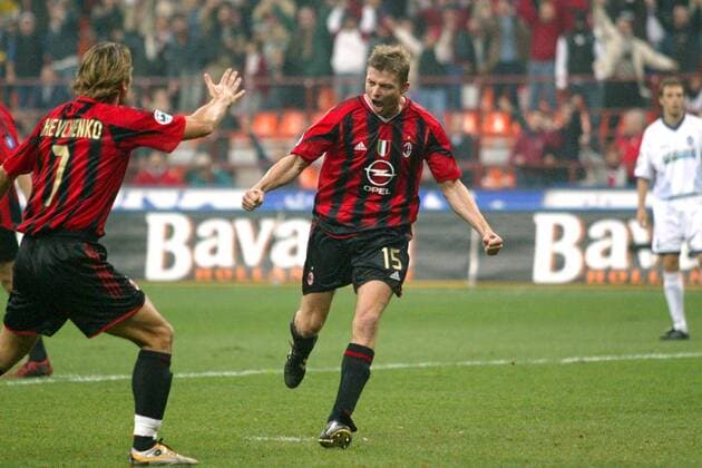 Jon Dahl Tomasson (re.) und Shevchenko (beide Milan) - Torjubel Fußball Herren Serie A 2004 2005, 1. italienische Liga, AC Mailand - Atalanta Bergamo 3:0, Vdig Gruppe Mailand Freude, Begeisterung,