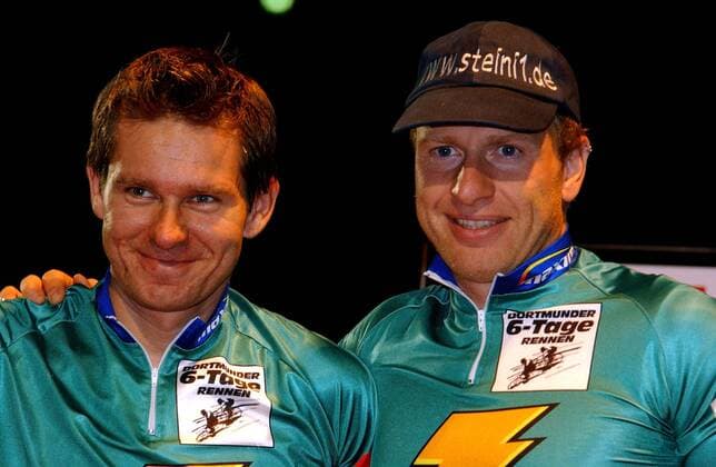 Franz Stocher (Österreich, li.) und Stefan Steinweg (Deutschland) Radsport Herren 63. Dortmunder 6 Tage Rennen 2004, Sechstagerennen, Sechstage, Sechs, Sixdays, six days Gruppe Dortmund