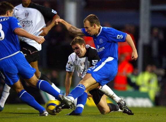 Arjen Robben (Chelsea) erzielt das 1:2 Fußball 1. BL Herren English Premier League 2003 2004, 1. Englische Liga, Fulham FC London - Chelsea FC London 1:4, Vdig Gruppe London Dynamik,