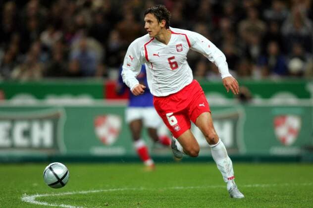 Jacek Bak (Polen) am Ball Fußball Länderspiel Herren Länderspiel 2004, Freundschaftsspiel, Test, Testspiel, Nationalmannschaft, Nationalteam Einzelbild pan7717 Paris Dynamik  