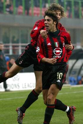 Rui Costa (vorn) und Crespo (beide Milan) - Torjubel Fußball EC 1 Herren Champions League 2004 2005, AC Mailand Gruppe Mailand Freude,