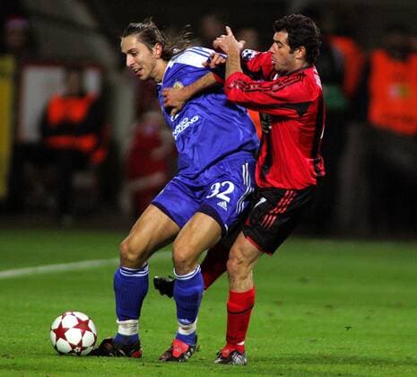 Goran Gavrancic (Dynamo Kiev, li.) gegen Robson Ponte (Leverkusen) Fußball EC 1 Herren Champions League 2004 2005, Bayer 04 Leverkusen - Dinamo Kiew 3:0 Gruppe Leverkusen Dynamik,