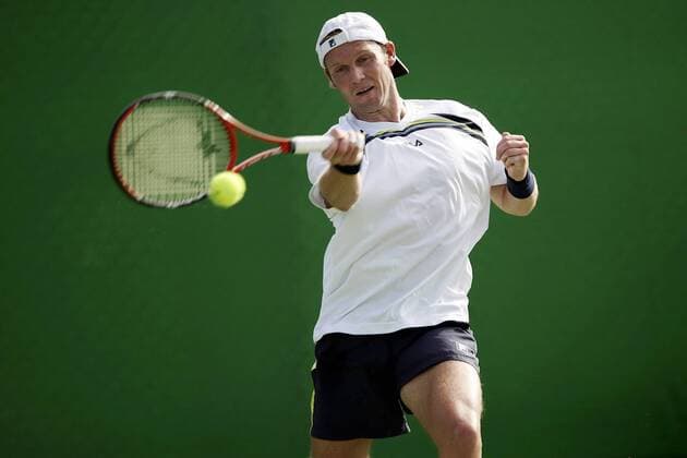 Rainer Schüttler (Deutschland) - Vorhand Tennis Herren Australian Open 2005, ATP Tour, Grand Slam, Einzelbild Melbourne Dynamik,