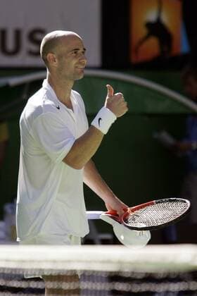 Andre Agassi (USA) - thumbs up Tennis Herren Australian Open 2005, ATP Tour, Grand Slam, Einzelbild Melbourne Freude,