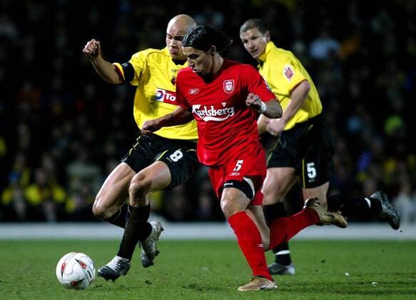 Milan Baros (vorn, Liverpool) gegen Gavin Mahon (Watford) - !! Fußball Herren Carling Cup 2004 2005, English Premier League, 1. Englische Liga, Englischer Ligapokal, Pokalspiel Gruppe Watford Dynamik,