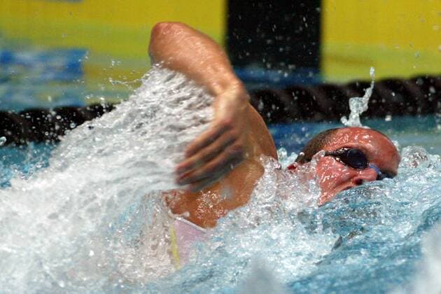 Lars Conrad (Deutschland) Schwimmen Herren Weltcup 2004 2005, Welt-Cup, Worldcup, World, WC, Schwimmsport, Kurzbahn, Einzelbild Berlin Dynamik,