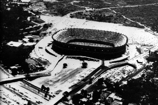 Luftaufnahme des Aztekenstadions und Umgebung während einer Partie der WM 1970 Fußball WM Herren Weltmeisterschaft 1970, Aztekenstadion, Azteken, Stadion Totale Estadio Azteca Mexico City