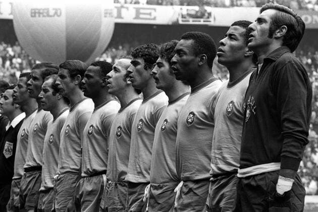 Mannschaftsaufstellung Brasilien, v.re.: Torwart Felix, Jairzinho, Pele, Roberto Rivelino, Clodoaldo, Tostao, Everaldo, Piazza, Gerson, Brito, Carlos Alberto Fußball WM Herren Weltmeisterschaft 1970, Nationalmannschaft, Nationalteam, Nationaltrikot, Länderspiel, Finale Totale Mexico City