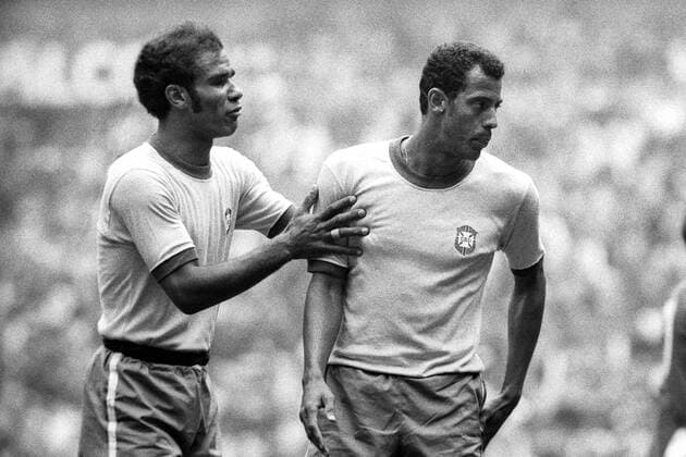 Brito (li.) und Carlos Alberto (beide Brasilien) Fußball WM Herren Weltmeisterschaft 1970, Nationalmannschaft, Nationalteam, Nationaltrikot, Länderspiel, Finale, Gruppe Mexico City