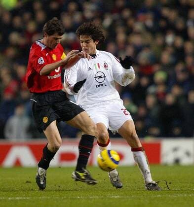 Roy Keane (Manchester United, li.) gegen Kaka (Milan) -  Fußball EC 1 Herren Champions League 2004 2005, Manchester United - AC Mailand 0:1, ManU, Vdig Gruppe Manchester Dynamik,