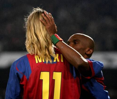 Torschütze Maxi Lopez (li.) und Etoo (beide FC Barcelona) - Torjubel -  Fußball EC 1 Herren Champions League 2004 2005, Barca Gruppe Barcelona Harmonie, Freude,