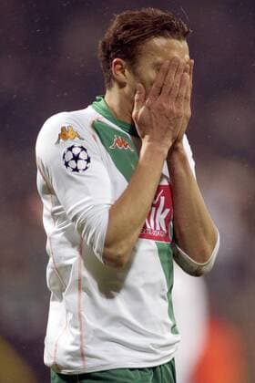 Valerien Ismael (Bremen) enttäuscht Fußball EC 1 Herren Champions League 2004 2005, SV Werder Bremen, Vdig Einzelbild Bremen Enttäuschung, Verzweiflung,
