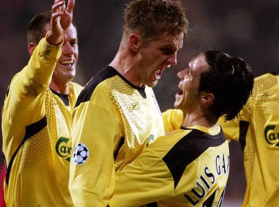 Torjubel Liverpool, v. re.: Torschütze Luis Garcia, Igor Biscan und Jamie Carragher Fußball EC 1 Herren Champions League 2004 2005, FC Liverpool Gruppe Leverkusen Begeisterung, Freude,