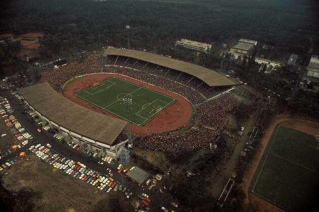 Ausverkauftes Waldstadion Fußball 1. BL Herren Saison 1973 1974, Eintracht Frankfurt Totale Frankfurt M.