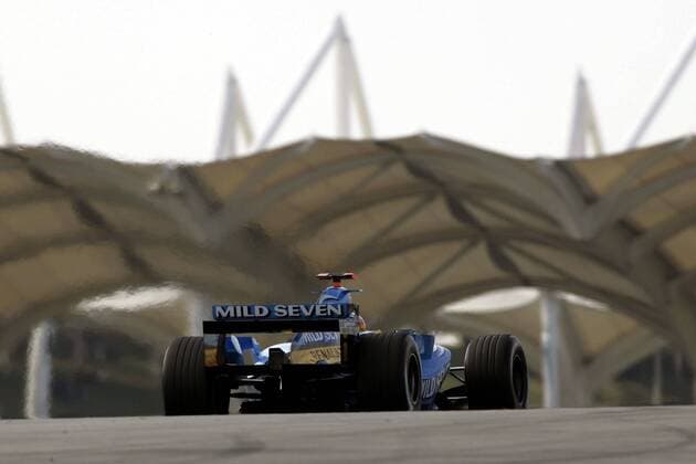 Fernando Alonso (Spanien Renault) in seinem Boliden Motorsport Grand Prix Herren Großer Preis von Malaysia 2005, Formel 1 Weltmeisterschaft, F1, F, GP, WM, Freies Training Totale Sepang Kuala Lumpur