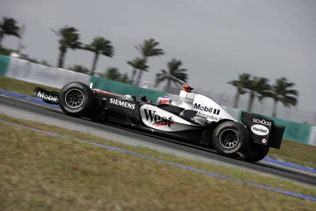Kimi Räikkönen (Finnland McLaren Mercedes) in seinem Boliden Motorsport Grand Prix Herren Großer Preis von Malaysia 2005, Formel 1 Weltmeisterschaft, F1, F, GP, WM, Freies Training Einzelbild Sepang Kuala Lumpur