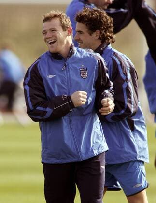Wayne Rooney (England) hat viel Spaß beim Training - EDITORIAL USE ONLY. No use with unauthorised audio, video, data, fixture lists, club league logos or live services. Online in-match use limited to 120 images, no video emulation. No use in betting, games or single club league player publications. Fußball Herren Nationalmannschaft 2005, Nationalteam, Training, Vorbereitung Gruppe Manchester