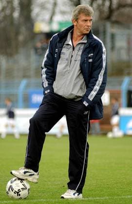 Trainer Dietmar Demuth (Chemnitz) am Ball Fußball Herren Regionalliga Nord 2004 2005, 3. Liga, Chemnitzer FC, CFC Einzelbild Chemnitz