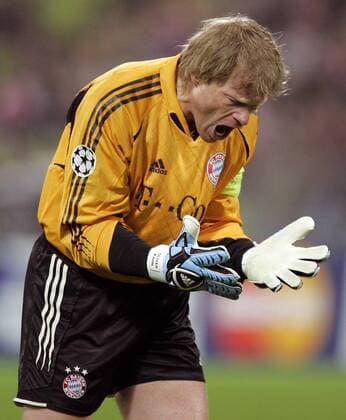 Torwart Oliver Kahn (Bayern) brüllt seinen Frust heraus Fußball EC 1 Herren Champions League 2004 2005, Viertelfinale, FC Bayern München, Einzelbild München Enttäuschung, Verzweiflung, Wut,
