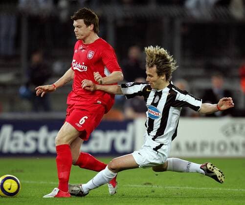 John Arne Riise (Liverpool, li.) gegen Pavel Nedved (Juventus) Fußball EC 1 Herren Champions League 2004 2005, Juventus Turin - FC Liverpool 0:0, Juve, Viertelfinale Gruppe Turin Dynamik, Kampf,