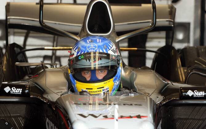 Testfahrer Alexander Wurz (Österreich McLaren Mercedes) im Cockpit seines Boliden Motorsport Grand Prix Herren Großer Preis von San Marino 2005, Formel 1 Weltmeisterschaft, F1, F, GP, WM Einzelbild Imola