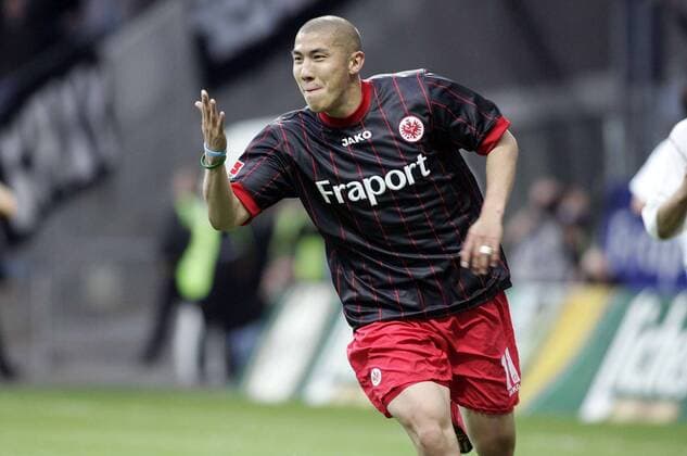 Du Ri Cha (Frankfurt) - Torjubel Fußball 2. BL Herren Saison 2004 2005, Eintracht Frankfurt Einzelbild Frankfurt M. Freude,