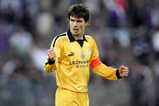 Jörg Emmerich (Aue) jubelt Fußball 2. BL Herren Saison 2004 2005, FC Erzgebirge Aue Einzelbild Karlsruhe Freude,