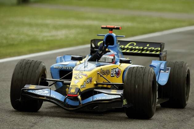 Fernando Alonso (Spanien Renault) jubelt in seinem Boliden Motorsport Grand Prix Herren Großer Preis von San Marino 2005, Formel 1 Weltmeisterschaft, F1, F, GP, WM, Vdig Einzelbild Imola Freude,