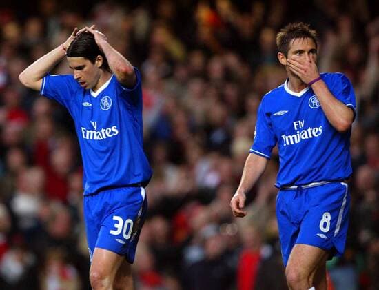 Tiago (li.) und Frank Lampard (beide Chelsea) enttäuscht -  Fußball EC 1 Herren Champions League 2004 2005, Chelsea FC London, Halbfinale Gruppe London Enttäuschung, Verzweiflung,