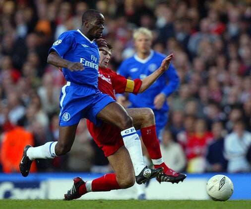 Claude Makelele (Chelsea, li.) gegen Steven Gerrard (Liverpool) -  Fußball EC 1 Herren Champions League 2004 2005, Chelsea FC London FC Liverpool 0:0, Halbfinale Gruppe London Dynamik,