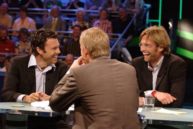 Trainer Jürgen Klopp (Mainz, re.) und der ehemalige FIFA Schiedsrichter Urs Meier (Schweiz, li.) zu Gast bei Moderator Kerner im ZDF Sportstudio Fußball 1. BL Herren ZDF Sportstudio 2005, Sendung, Sportsendung, Fernsehsendung, FSV Mainz 05 Gruppe Mainz