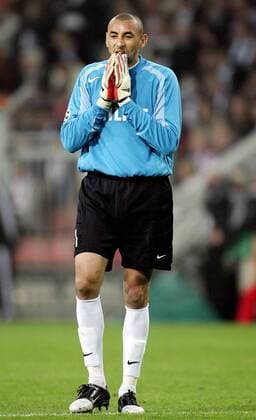Torwart Heurelho Gomes (Eindhoven) enttäuscht Fußball EC 1 Herren Champions League 2004 2005, Halbfinale, PSV Eindhoven Einzelbild Eindhoven Enttäuschung, Verzweiflung,