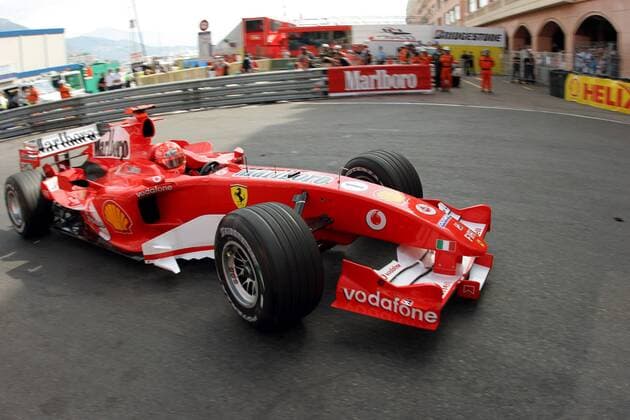 Michael Schumacher (Deutschland Ferrari) in der La Rascasse Kurve Motorsport Grand Prix Herren Großer Preis von Monaco 2005, Formel 1 Weltmeisterschaft, F1, F, GP, WM Einzelbild Circuit de Monaco Monte Carlo