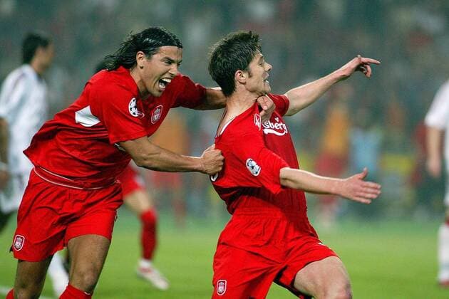 Xabi Alonso (re.) und Milan Baros (beide Liverpool) - Torjubel Fußball EC 1 Herren Champions League 2004 2005, Finale, Endspiel, Liverpool FC Gruppe Istanbul Begeisterung, Freude,