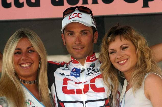 Ivan Basso (Italien CSC) gewinnt das Zeitfahren der 18. Etappe -  Radsport Herren 88. Giro dItalia, d Italia 2005, ProTour, Straße, Rad, Straßenradsport, Zeitfahren, Einzelzeitfahren Gruppe 18. Etappe: Chieri - Torino, Turin Freude,