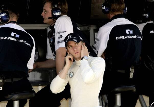Nick Heidfeld (Deutschland BMW Williams) hält sich die Ohren zu Motorsport Grand Prix Herren Großer Preis von Europa 2005, Formel 1 Weltmeisterschaft, F1, F, GP, WM Gruppe Nürburgring Nürburg