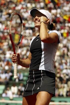 Justine Henin Hardenne (Belgien) jubelt Tennis Damen French Open 2005, Grand Slam, WTA Tour, Viertelfinale Einzelbild Paris, Roland Garros Freude,