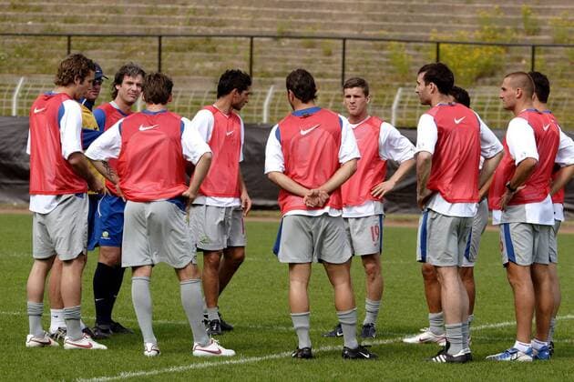 Mannschaftsbesprechung Australien Fußball Herren FIFA Confederations Cup 2005, Confederationscup, Konföderationencup, Konföderationen Gruppe Frankfurt M.