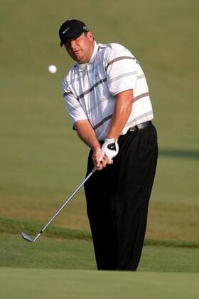 Jason Gore (USA) - Chip - (Icon914305) Golf Herren US Open 2005, Golfen, PGA Tour Einzelbild Pinehurst EDITORIAL USE ONLY