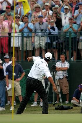 Michael Campbell (Neuseeland) bejubelt seinen Sieg bei den US Open 2005 - (Icon914318) Golf Herren US Open 2005, PGA Tour, Golfen Einzelbild Pinehurst Freude, EDITORIAL USE ONLY