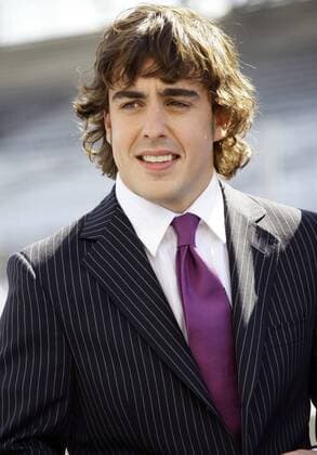 Fernando Alonso (Spanien Renault) im feinen Zwirn Motorsport Grand Prix Herren Großer Preis von der USA 2005, Formel 1 Weltmeisterschaft, F1, F, GP, WM Porträt Aufmacher Indianapolis