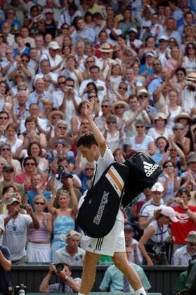 Tim Henman (Großbritannien) - Abgang Tennis Herren All England Championships 2005, Grand Slam, ATP Tour, Einzelbild Wimbledon London Enttäuschung,