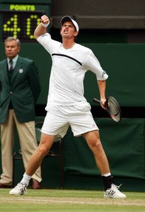 Andrew Murray (Großbritannien) - Jubel Tennis Herren All England Championships 2005, ATP Tour, Grand Slam, Rasen, Rasenplatz, Rasentennis, Rasenturnier Einzelbild Wimbledon London Begeisterung, Freude,