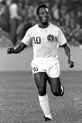 Pele (Cosmos New York) hat sichtlich Spaß am Spiel -  Fußball Herren NASL 1976, North American Soccer League, 1. Amerikanische Liga, Cosmos New York Einzelbild New York Freude,