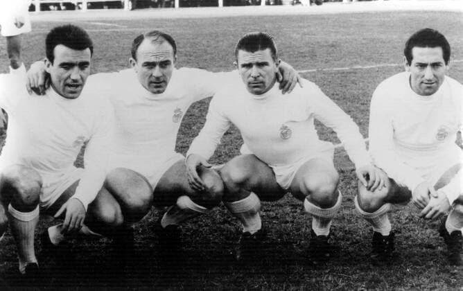 Real Madrid v.li.: Luis Cascajares del Sol, Alfredo di Stefano, Ferenc Puskas und Francisco Gento Lopez -  Fußball Herren Primera Division 1962 1963, 1. Spanische Liga, Real Madrid CF, Vneg, Vsw Gruppe Aufnahmedatum geschätzt Madrid