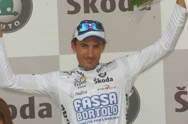 Fabian Cancellara (Schweiz Fassa Bortolo) im weißen Trikot des besten Jungprofis -  Radsport Herren Tour de France 2005, ProTour, Straßenradsport, Straße, Rad Einzelbild 2. Etappe: Challans - Les Essarts
