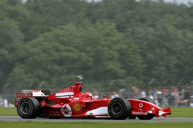 Michael Schumacher (Deutschland Ferrari) in seinem Boliden Motorsport Grand Prix Herren Großer Preis von England 2005, Formel 1 Weltmeisterschaft, F1, F, GP, WM, Qualifying Einzelbild Silverstone